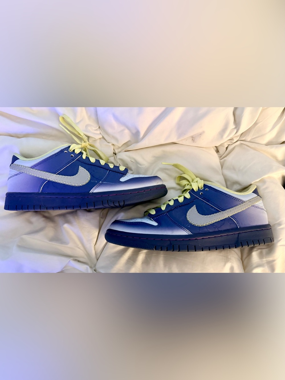 Nike low Dunks “I Am Fearless” - Picture 2 of 7